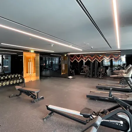 Simply Comfort In Missoni Top Floor With Sea, Canal And Burj Khalifa Views دبي المظهر الخارجي الصورة