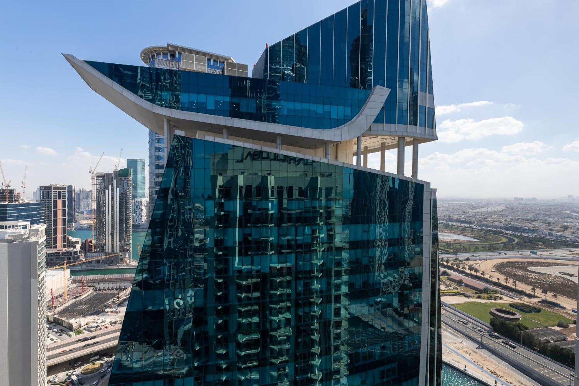 شقة Simply Comfort In Missoni Floor With Sea, Canal And Burj Khalifa Views